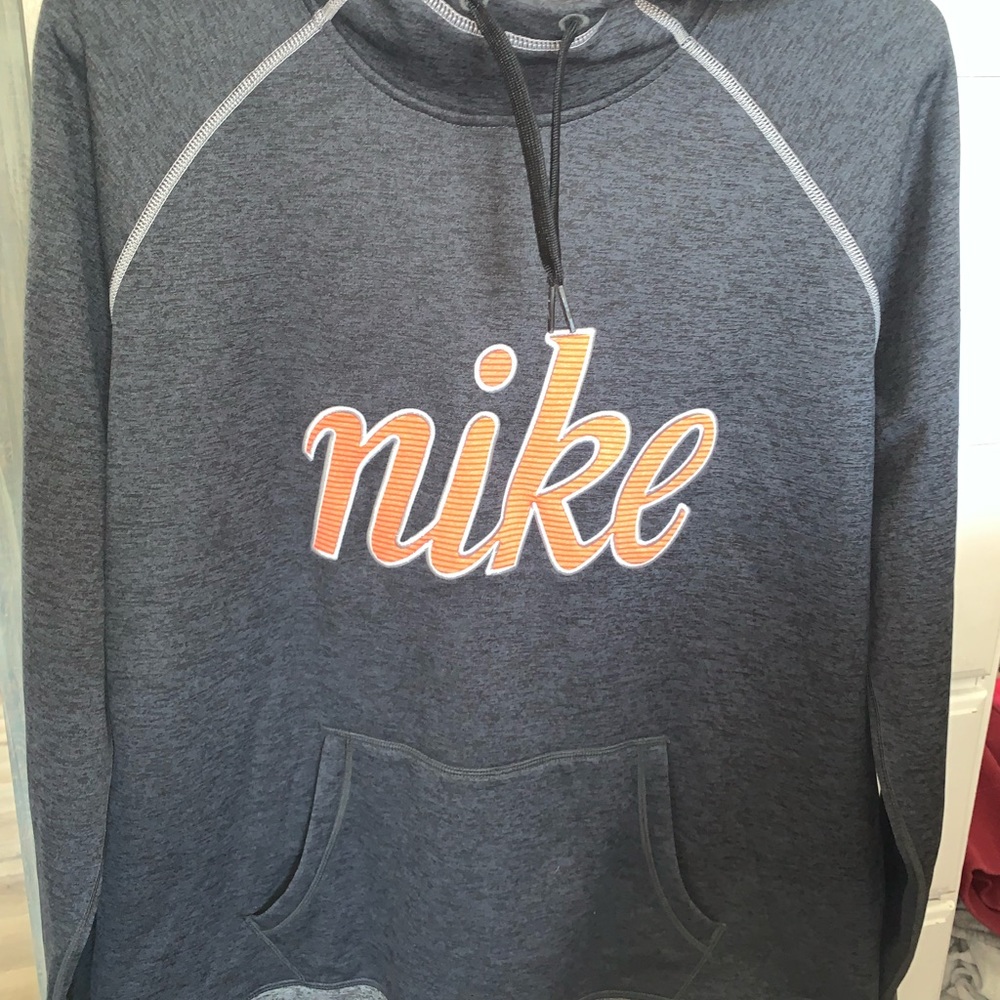 Nike thermafit hoodie